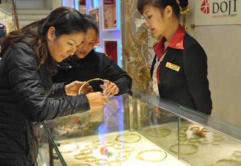 do la tang mạnh tro lai gia vang mat mat 45 trieu dong